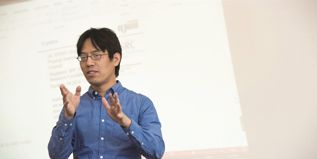 Prof Shujun Li giving a talk on cyber security